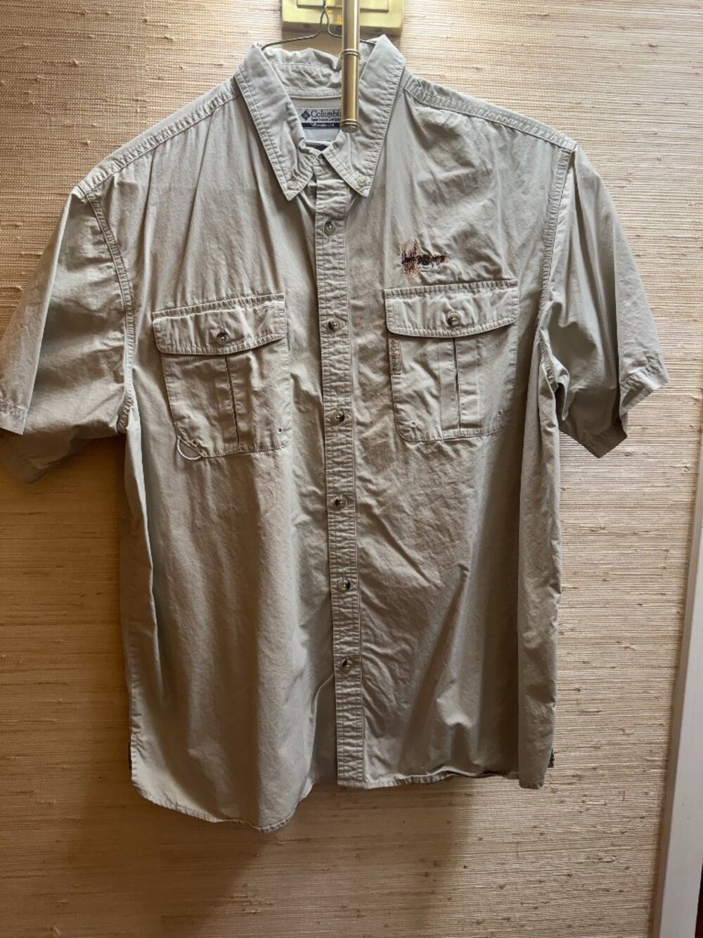 Columbia Men’s Large Fishing Shirt Short Sleeve Beige Button Down